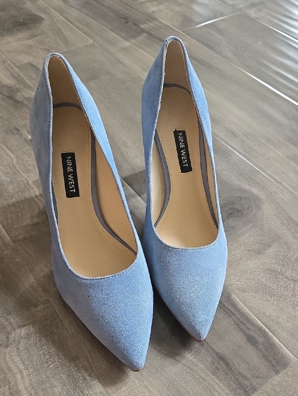 Womens Size 7 Nine West Heels